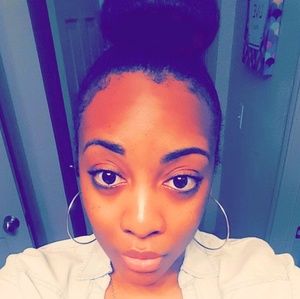 Meet your Posher, Tiffany